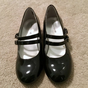 American Eagle girls black dress shoes